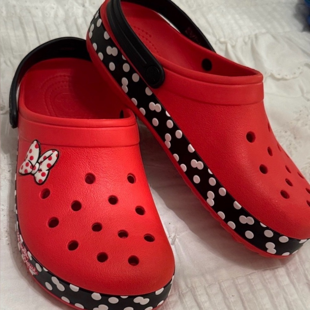 Crocs adult Red Polka Dot Disney Minnie Mouse shoes